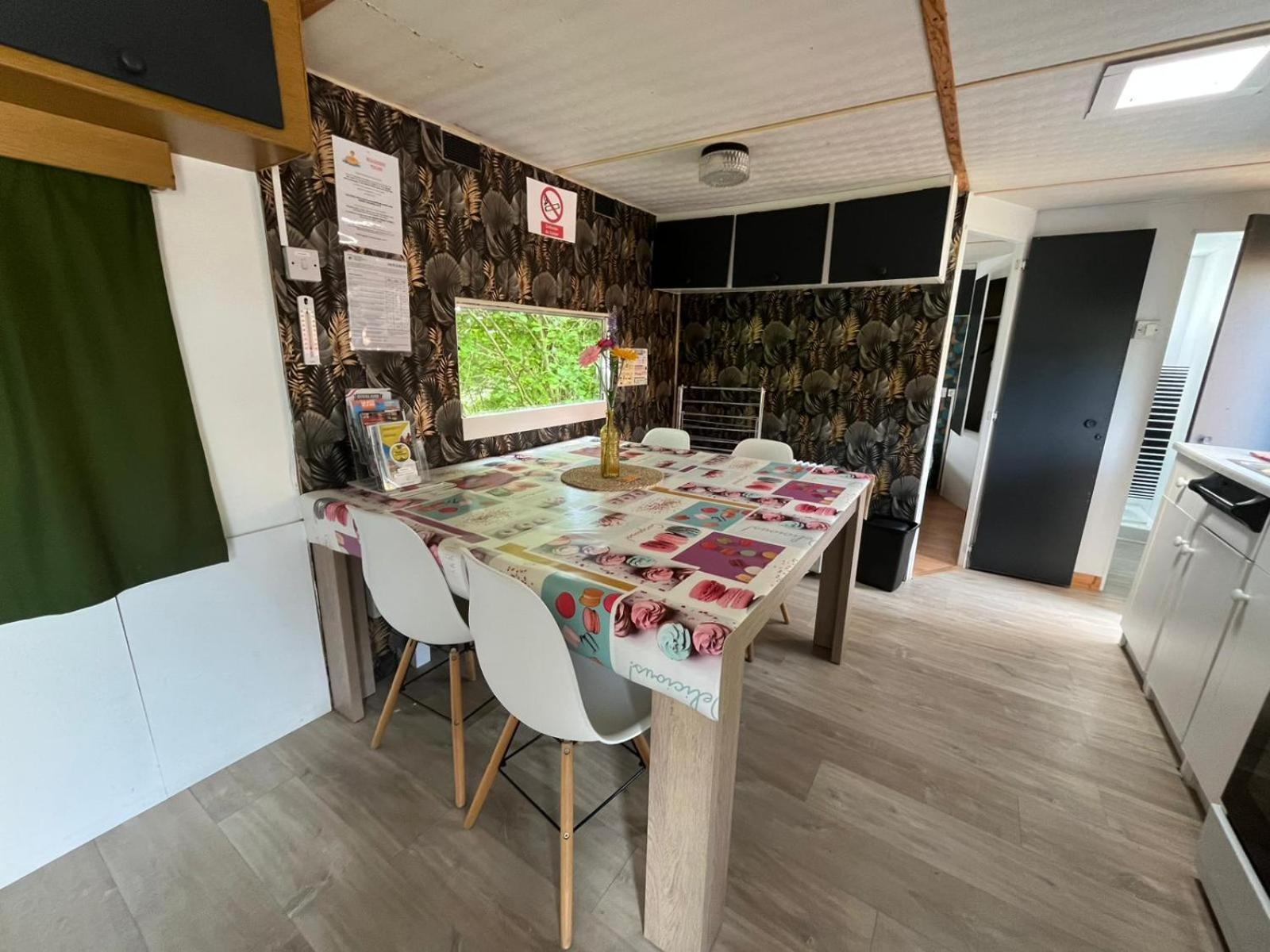 Gite "Home" - Piscine Juvigny Les Vallees Zewnętrze zdjęcie