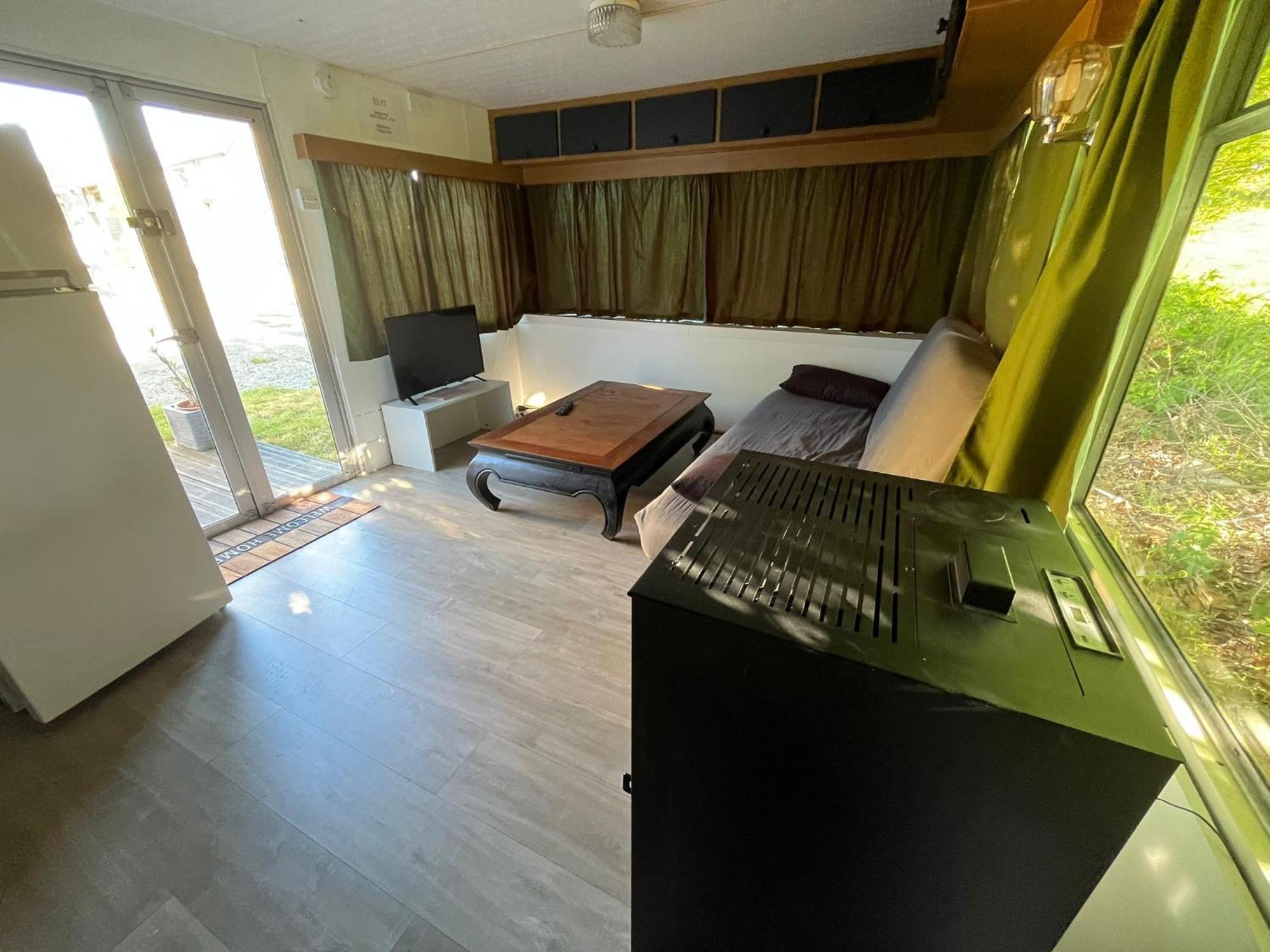 Gite "Home" - Piscine Juvigny Les Vallees Zewnętrze zdjęcie